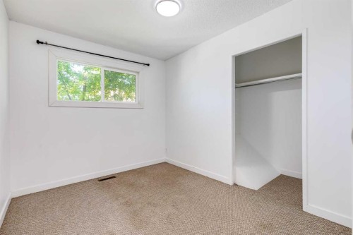 1230 Berkley Drive Nw, Calgary, AB 