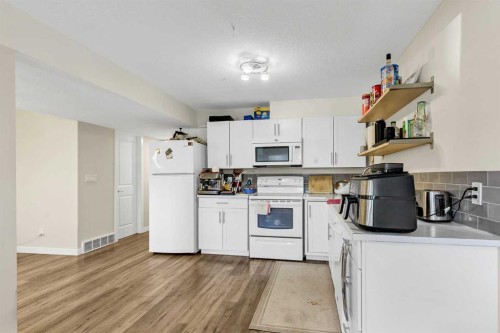 1230 Berkley Drive Nw, Calgary, AB 