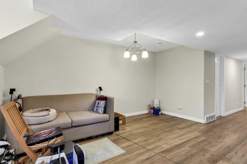 1230 Berkley Drive Nw, Calgary, AB 