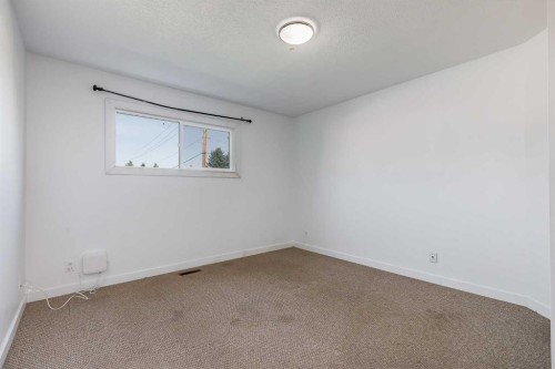 1230 Berkley Drive Nw, Calgary, AB 