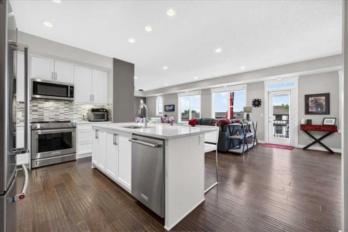 66 Cranbrook Drive Se, Calgary, AB 