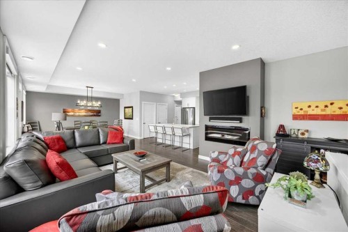 66 Cranbrook Drive Se, Calgary, AB 