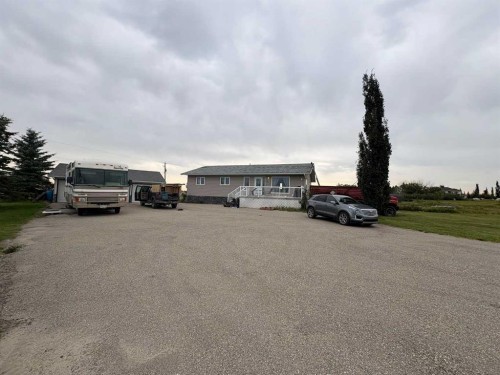 6 Gunnstone Gardens Se, Calgary, AB 