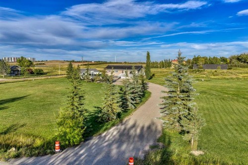 6 Gunnstone Gardens Se, Calgary, AB 