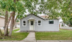 215 2 Avenue NEThree Hills, AB T0M 2A0