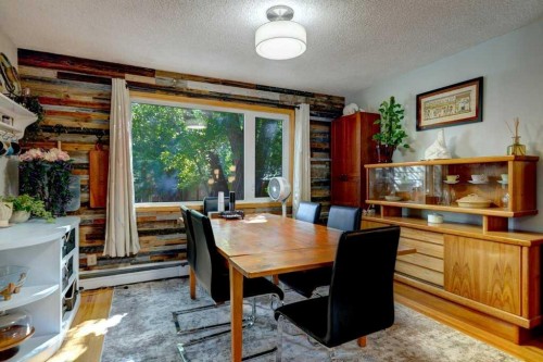 128 Chinook Drive Sw, Calgary, AB 