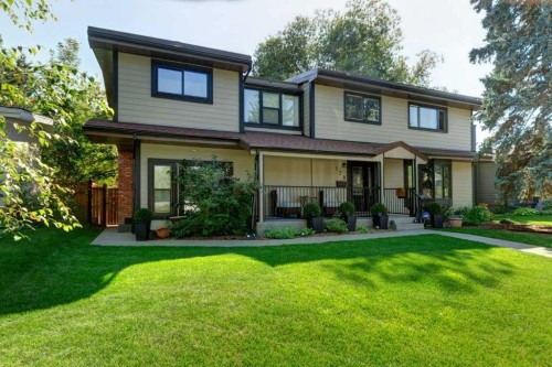 128 Chinook Drive Sw, Calgary, AB 