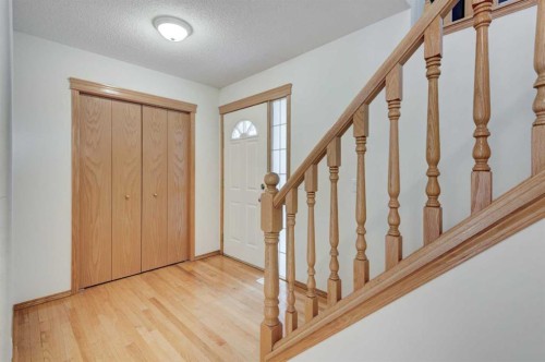142 Somerset Park Sw, Calgary, AB 