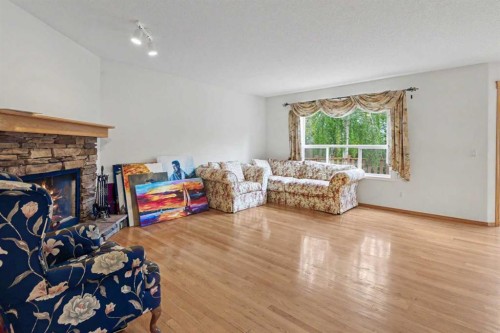 142 Somerset Park Sw, Calgary, AB 