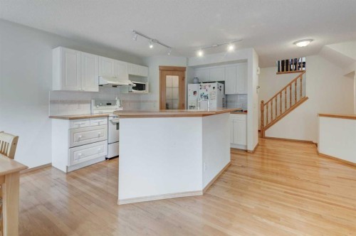 142 Somerset Park Sw, Calgary, AB 