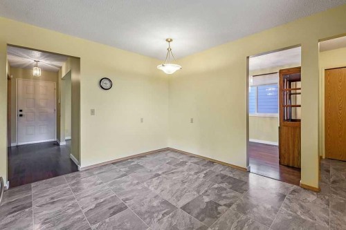 55 Suntree Lane, Okotoks, AB 
