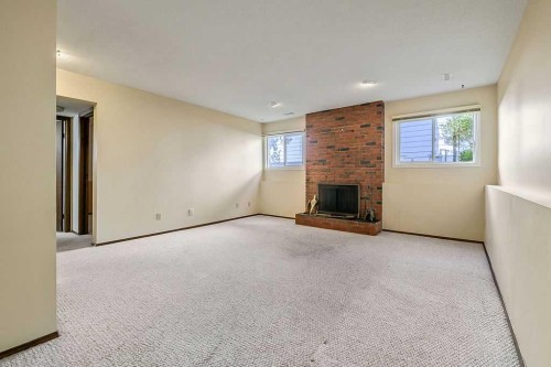 55 Suntree Lane, Okotoks, AB 