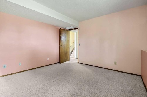 55 Suntree Lane, Okotoks, AB 