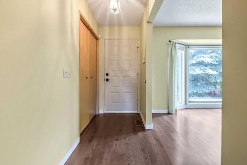 55 Suntree Lane, Okotoks, AB 