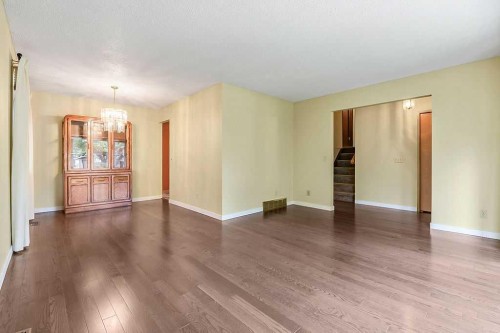 55 Suntree Lane, Okotoks, AB 