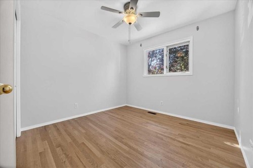 32 Patina Park Sw, Calgary, AB 