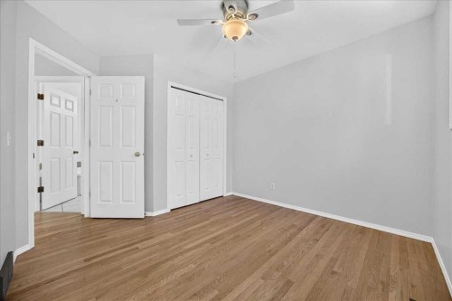 32 Patina Park Sw, Calgary, AB 