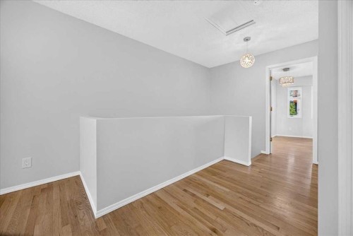 32 Patina Park Sw, Calgary, AB 