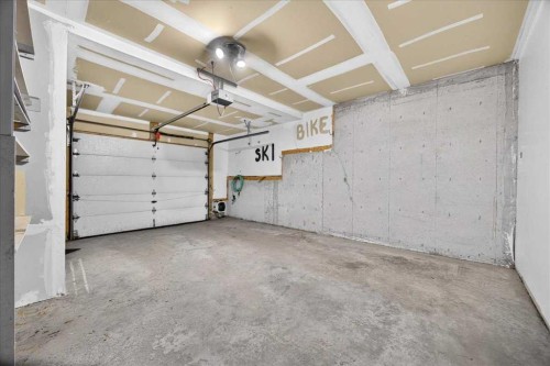32 Patina Park Sw, Calgary, AB 