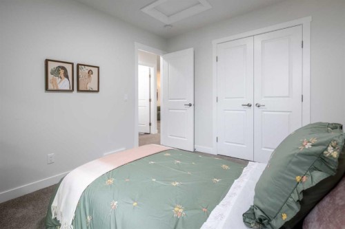 397 Sora Park Se, Calgary, AB 