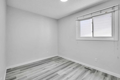 60 Whitaker Close Ne, Calgary, AB 