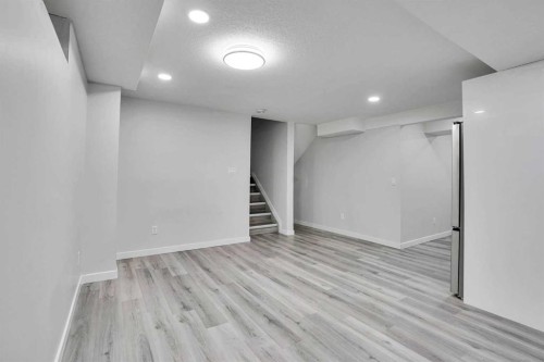60 Whitaker Close Ne, Calgary, AB 