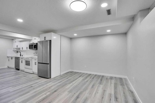 60 Whitaker Close Ne, Calgary, AB 