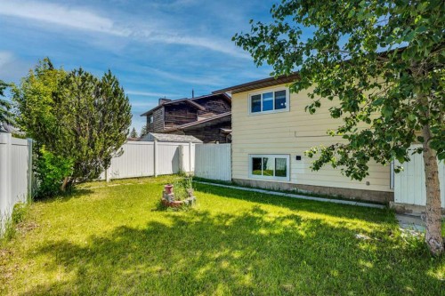 60 Whitaker Close Ne, Calgary, AB 