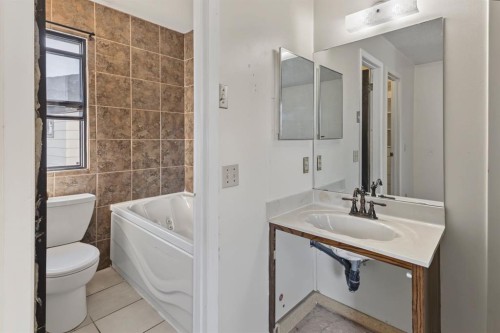 1272 Berkley Drive Nw, Calgary, AB 