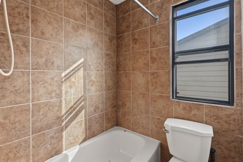 1272 Berkley Drive Nw, Calgary, AB 