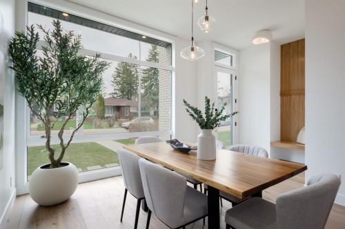 2026 36 Street Sw, Calgary, AB 