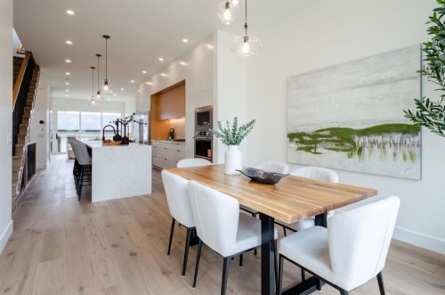 2026 36 Street Sw, Calgary, AB 