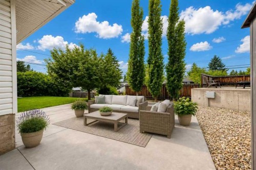 5839 Dalkeith Hill, Calgary, AB 