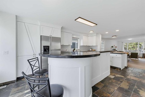 2622 24A Street Sw, Calgary, AB 