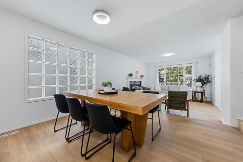 2622 24A Street Sw, Calgary, AB 