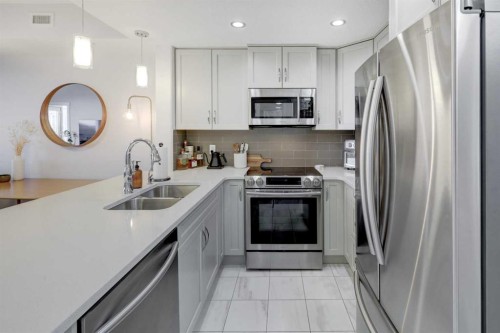 604-32 Varsity Estates Circle Nw, Calgary, AB 