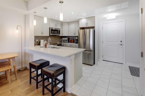 604-32 Varsity Estates Circle Nw, Calgary, AB 
