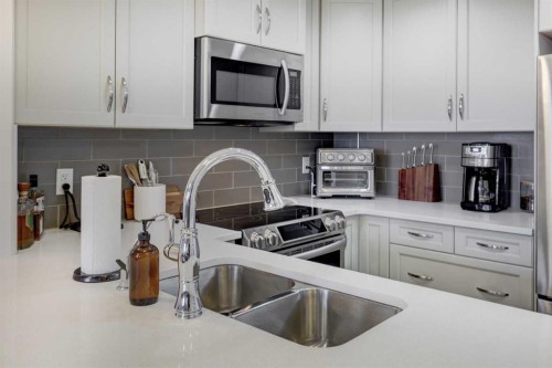 604-32 Varsity Estates Circle Nw, Calgary, AB 
