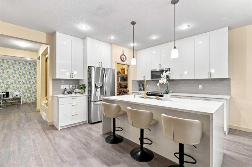 279 Copperpond Circle Se, Calgary, AB 
