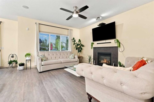 279 Copperpond Circle Se, Calgary, AB 
