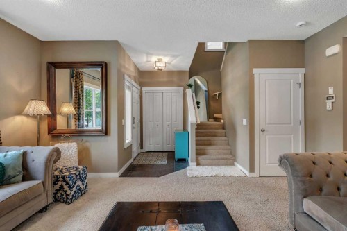 4791 Elgin Avenue Se, Calgary, AB 