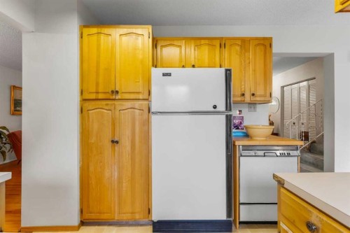 10512 Maplecreek Drive Se, Calgary, AB 