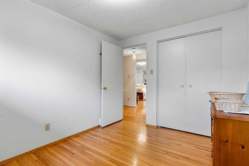 10512 Maplecreek Drive Se, Calgary, AB 