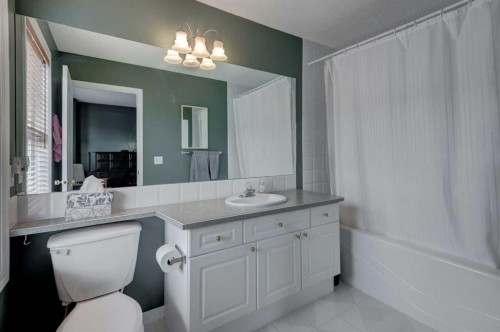 46 Prestwick Gardens Se, Calgary, AB 