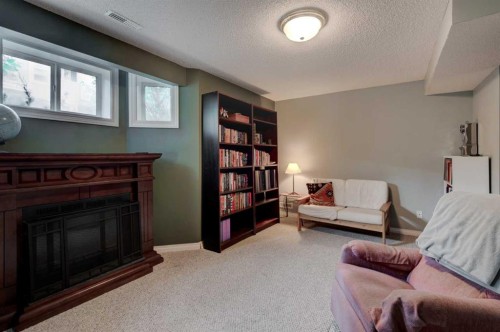 46 Prestwick Gardens Se, Calgary, AB 