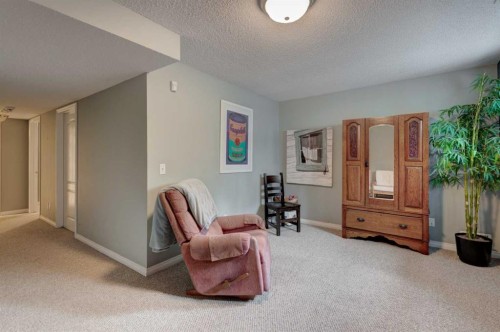 46 Prestwick Gardens Se, Calgary, AB 
