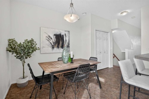 21-43 Springborough Boulevard Sw, Calgary, AB 