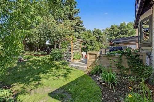 75 Deerbrook Road Se, Calgary, AB - Outdoor