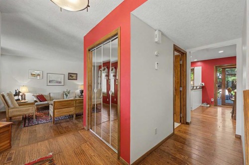 75 Deerbrook Road Se, Calgary, AB - Indoor Photo Showing Other Room