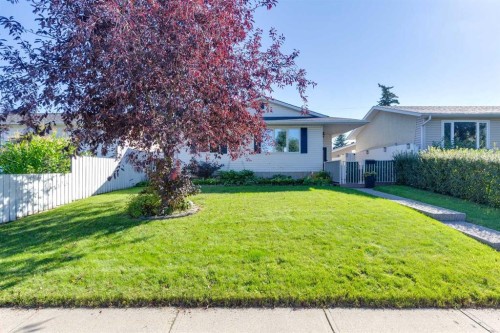 144 Dovercliffe Way Se, Calgary, AB 